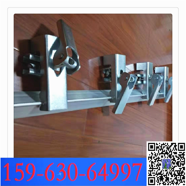 防溢裙板夾持器 導(dǎo)料槽加持器  壓條角鋁壓板組 夾子夾持器